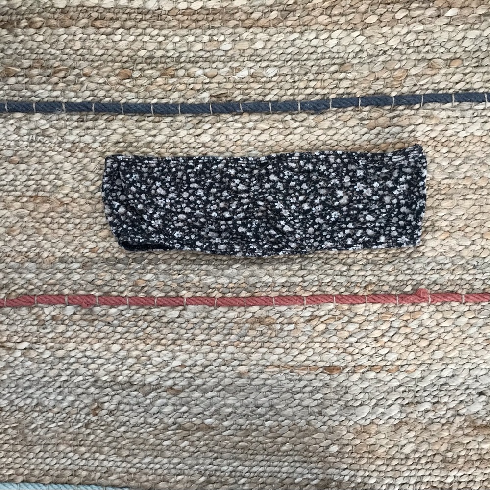 Brandy Melville floral bandeau